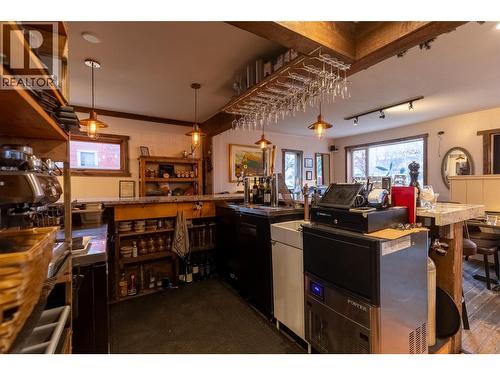 851 7Th Avenue, Fernie, BC 