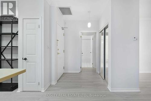 110 - 600 Eglinton Avenue E, Toronto, ON - Indoor Photo Showing Other Room