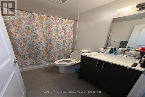 218 - 1050 Main Street E, Milton, ON - Indoor Photo Showing Bathroom