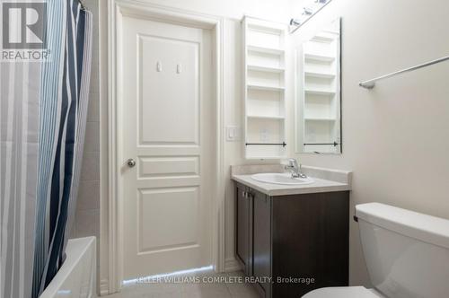 3159 Lula Road, Burlington, ON - Indoor Photo Showing Bathroom
