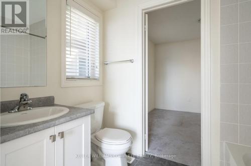 3159 Lula Road, Burlington, ON - Indoor Photo Showing Bathroom