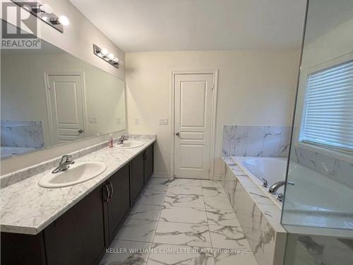 3159 Lula Road, Burlington, ON - Indoor Photo Showing Bathroom