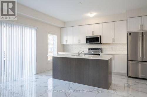 3159 Lula Road, Burlington, ON - Indoor Photo Showing Kitchen With Stainless Steel Kitchen