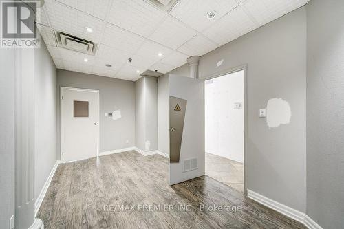 Du200 - 140 Woodbridge Avenue, Vaughan, ON 