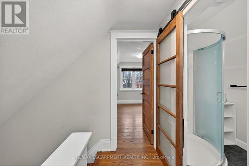266 Wexford Avenue S, Hamilton, ON - Indoor Photo Showing Other Room