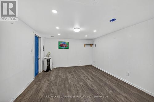 266 Wexford Avenue S, Hamilton, ON - Indoor