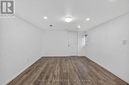266 Wexford Avenue S, Hamilton, ON - Indoor Photo Showing Other Room