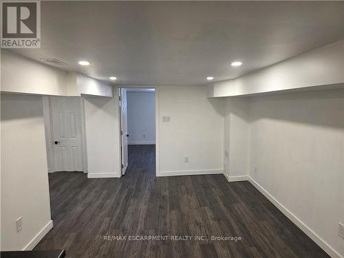 266 Wexford Avenue S, Hamilton, ON - Indoor