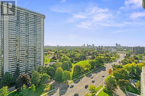 1805 - 3300 Don Mills Road, Toronto, ON - Outdoor With View
