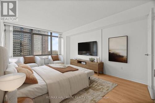 1805 - 3300 Don Mills Road, Toronto, ON - Indoor Photo Showing Living Room