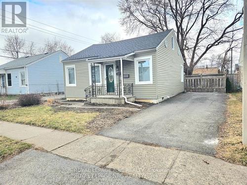 6191 Cadham Street, Niagara Falls (Arad/Fallsview), ON - Outdoor