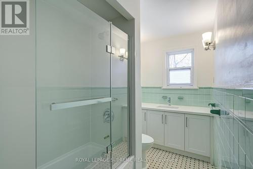 214 Churchill Avenue, Toronto, ON - Indoor Photo Showing Bathroom