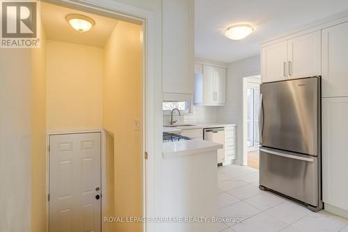 214 Churchill Avenue, Toronto, ON - Indoor Photo Showing Kitchen
