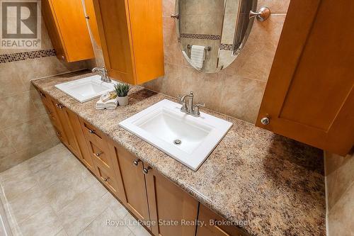 108 - 510 Queenston Road, Hamilton (Corman), ON - Indoor Photo Showing Bathroom