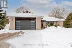 26 JOEL AVENUE  Georgina, ON L0E 1S0