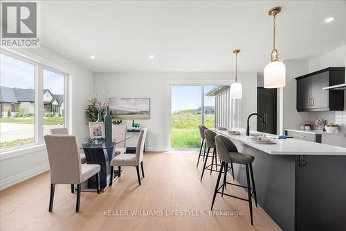 39 East Glen Drive, Lambton Shores (Arkona), ON - Indoor