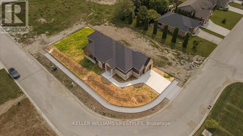 39 East Glen Drive, Lambton Shores (Arkona), ON - 