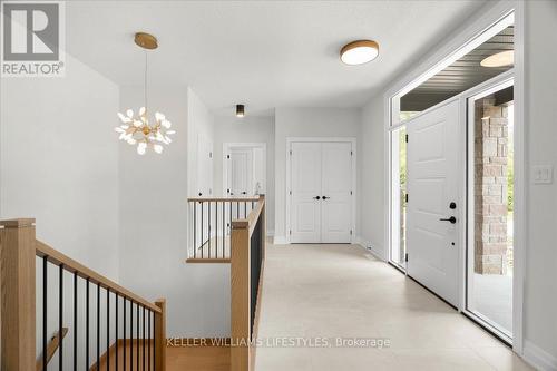 39 East Glen Drive, Lambton Shores (Arkona), ON - Indoor Photo Showing Other Room