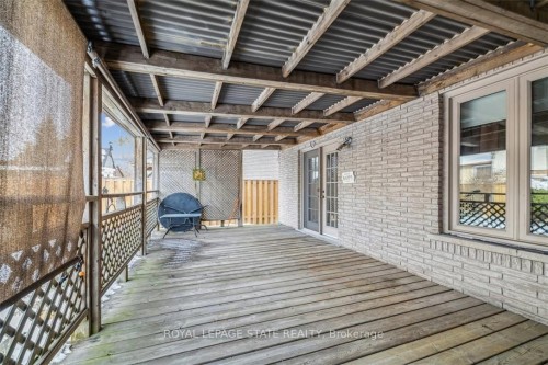 10 Finch Place, Hamilton, ON - Indoor