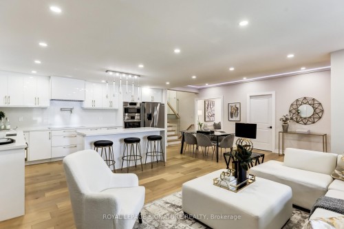 30 Snowcrest Avenue, Toronto, ON - Indoor