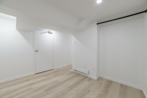 Bsmt-103 Gloucester Street, Toronto, ON - Indoor Photo Showing Other Room
