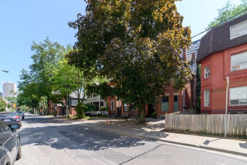 Bsmt-103 Gloucester Street, Toronto, ON - Outdoor