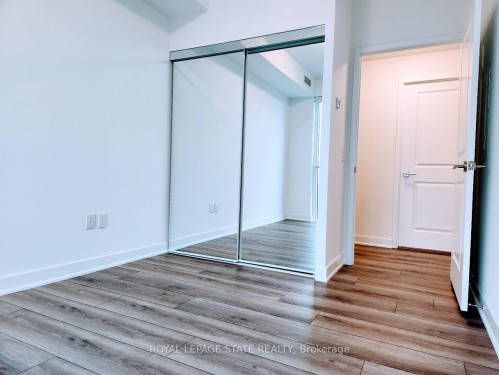 1202-2007 James Street, Burlington, ON - Indoor Photo Showing Other Room