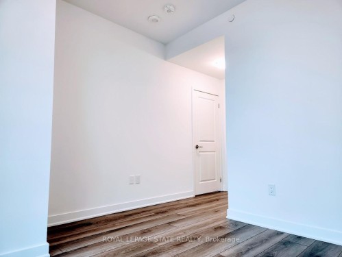 1202-2007 James Street, Burlington, ON - Indoor Photo Showing Other Room