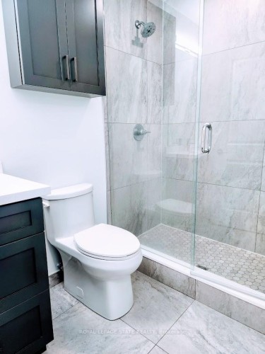 1202-2007 James Street, Burlington, ON - Indoor Photo Showing Bathroom