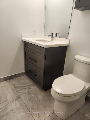 1202-2007 James Street, Burlington, ON - Indoor Photo Showing Bathroom