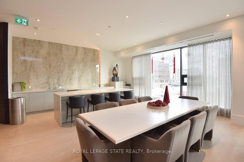 1202-2007 James Street, Burlington, ON - Indoor