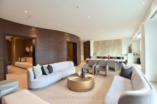 1202-2007 James Street, Burlington, ON - Indoor