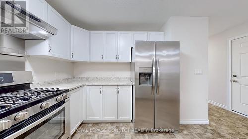 13 - 11 Harvest Lane, Norfolk, ON - Indoor Photo Showing Kitchen