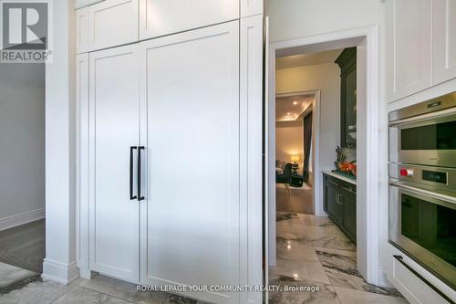 2401 Irene Crescent, Oakville, ON - Indoor