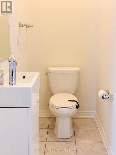 11 - 45 Heron Park Place, Toronto, ON - Indoor Photo Showing Bathroom