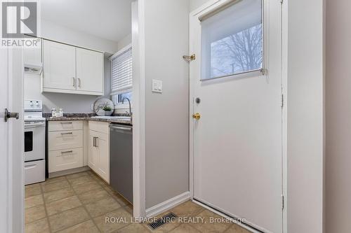 50 - 151 Parnell Road, St. Catharines, ON - Indoor Photo Showing Kitchen