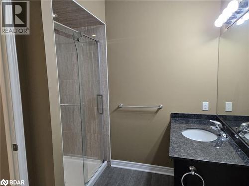 33 Whitmer Street Unit# 324, Milton, ON - Indoor Photo Showing Bathroom