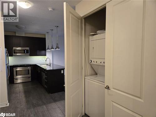 33 Whitmer Street Unit# 324, Milton, ON - Indoor Photo Showing Laundry Room