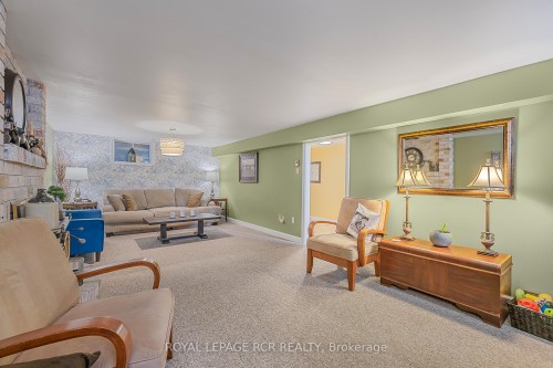 99 Toll Road, East Gwillimbury, ON - Indoor