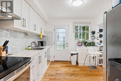 44 Meadowvale Avenue, Belleville (Belleville Ward), ON - Indoor Photo Showing Kitchen