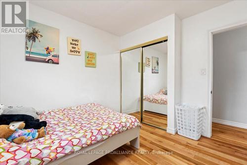 44 Meadowvale Avenue, Belleville (Belleville Ward), ON - Indoor Photo Showing Bedroom