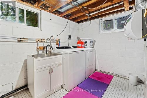 44 Meadowvale Avenue, Belleville (Belleville Ward), ON - Indoor Photo Showing Laundry Room