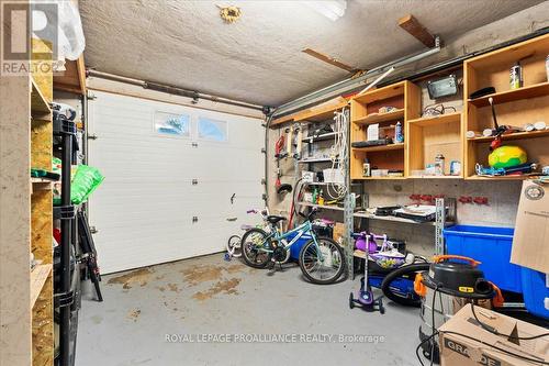 44 Meadowvale Avenue, Belleville (Belleville Ward), ON - Indoor Photo Showing Garage