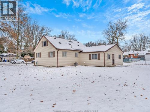 1255 Mayfair Avenue, Lasalle, ON - Outdoor