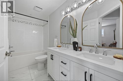2978 Conservation Drive, Windsor, ON - Indoor Photo Showing Bathroom