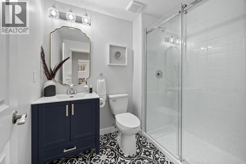 2978 Conservation Drive, Windsor, ON - Indoor Photo Showing Bathroom