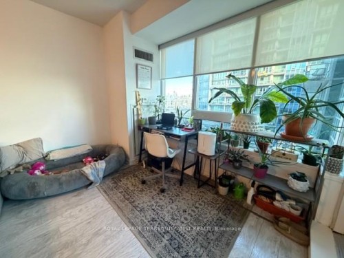 802-59 East Liberty Street, Toronto, ON - Indoor Photo Showing Office