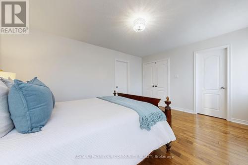 10 Auburndale Drive, Vaughan, ON - Indoor Photo Showing Bedroom