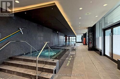 5802 - 11 Yorkville Avenue, Toronto, ON - Indoor Photo Showing Other Room