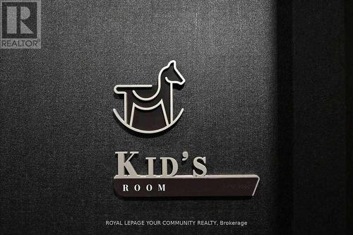 5802 - 11 Yorkville Avenue, Toronto, ON - 